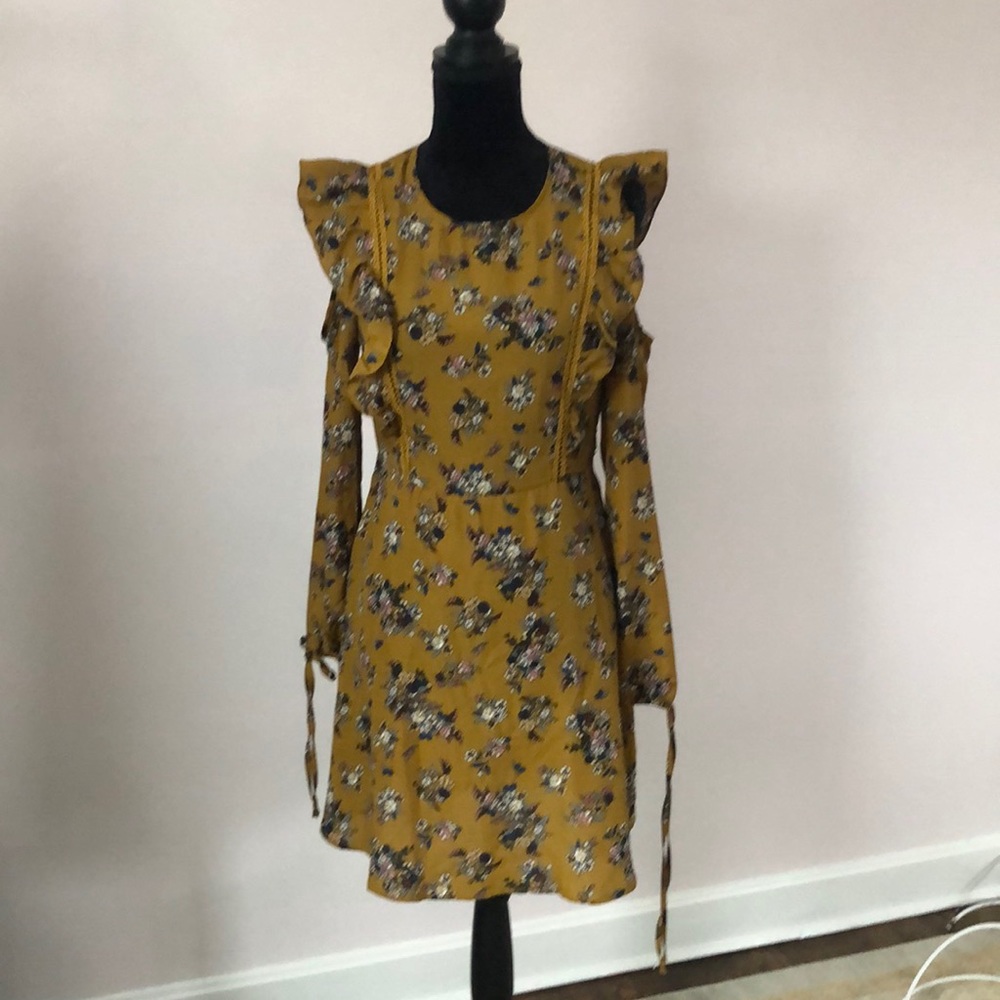 Cold shoulder floral dress